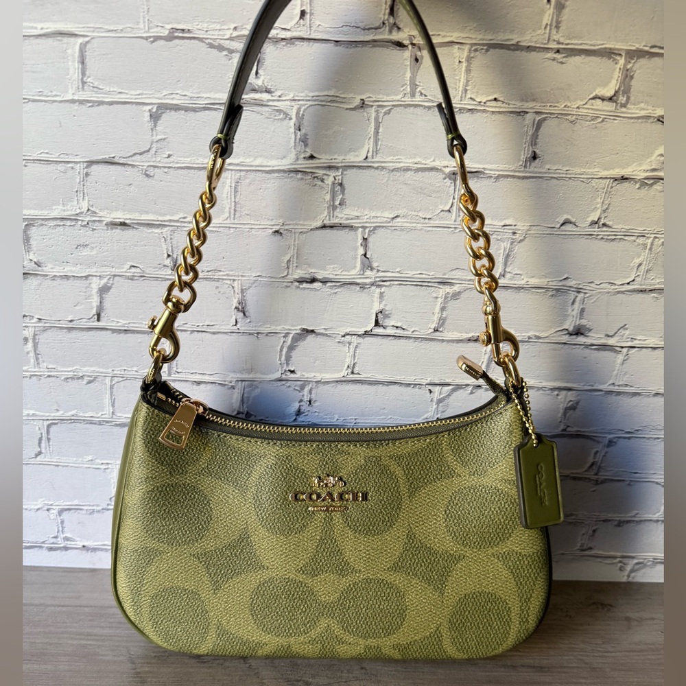 NWT Coach Teri Shoulder/crossbody Bag Signature Canvas Olive Green Gold Hardware